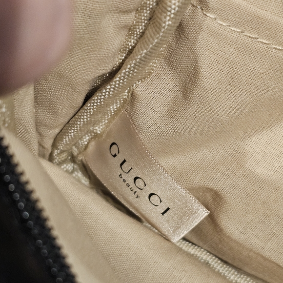 Gucci Nylon Black Zip Clutch w/Sherry Line Crossbody Strap Added NWOT - Picture 15 of 15